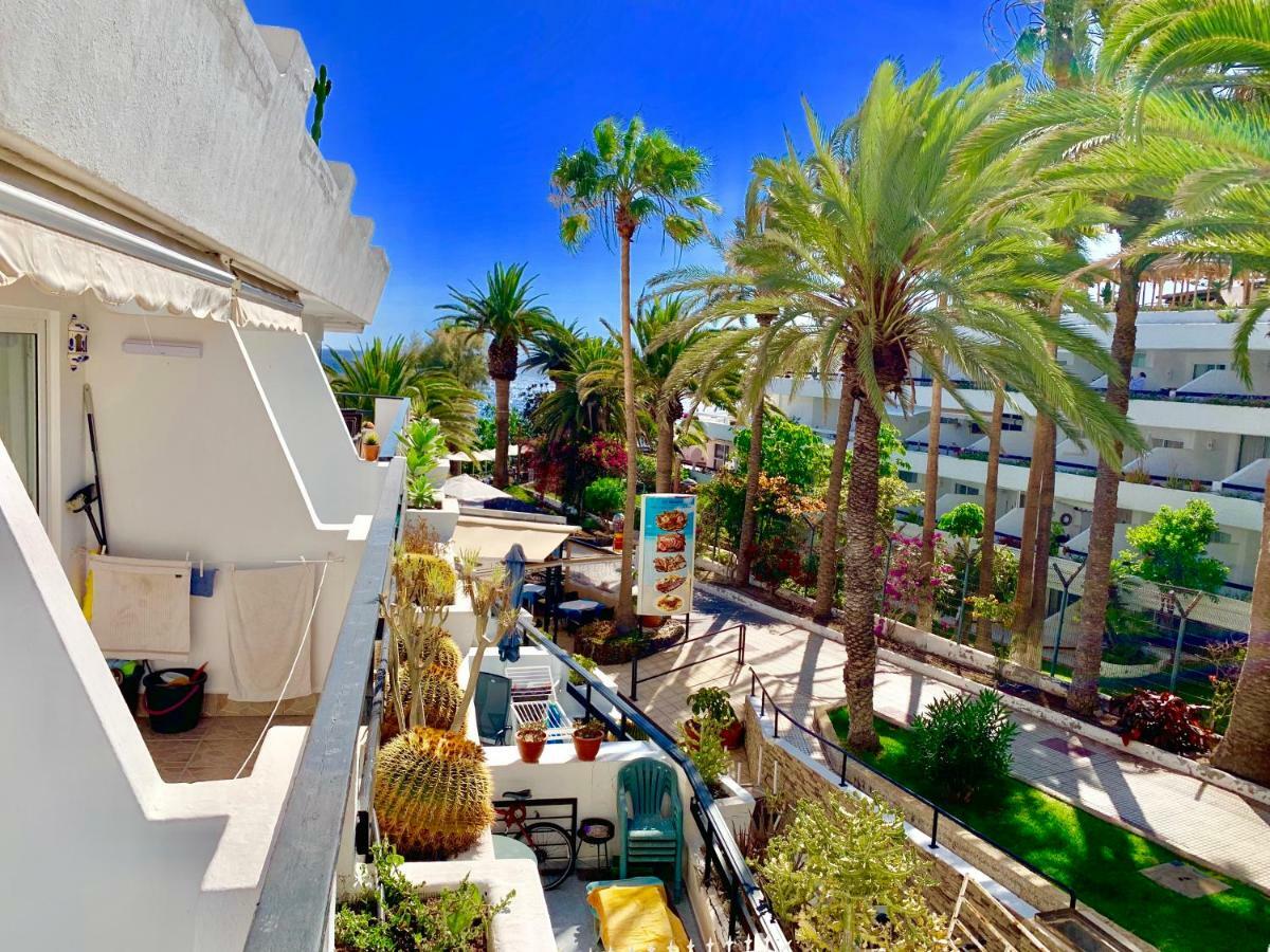אדחה First Line Seaview Apartment מראה חיצוני תמונה